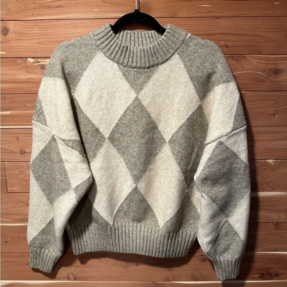 Pringle for H and M argyle sweater - Picture 2 of 4